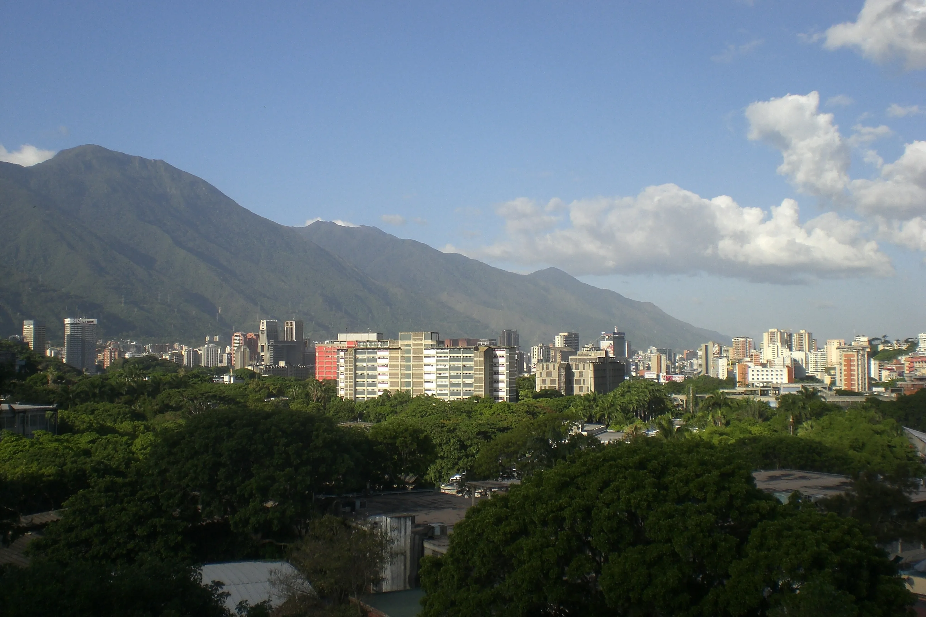 Caracas at night with El Ávila in the background